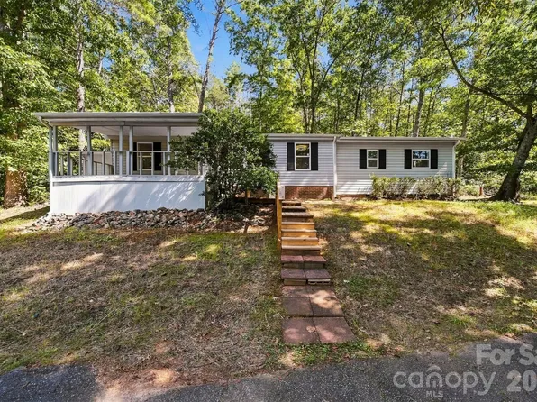 3952 Mountainside School Rd, Lenoir, NC 28645