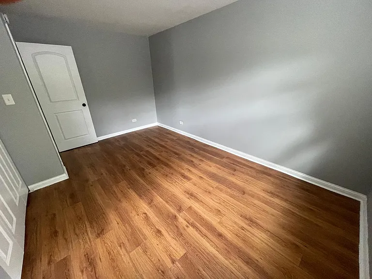 195 Thomas Ct #D — Photo 14