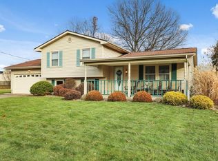 5576 Madrid Dr, Youngstown, OH