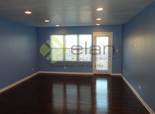 2540 W Fitch Ave APT 3N, Chicago, IL 60645