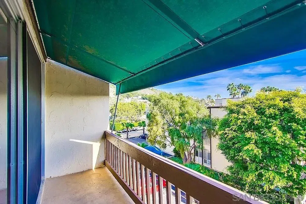 6455 La Jolla Blvd — Photo 3