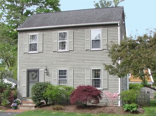 102 Evergreen Ave, Wellesley, MA 02482