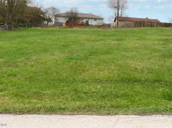 Overlook Dr, Steubenville, OH 43953