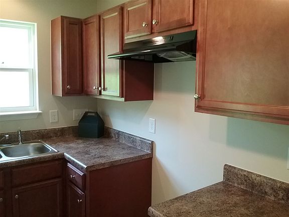 5th image of 139 Evvalane Dr