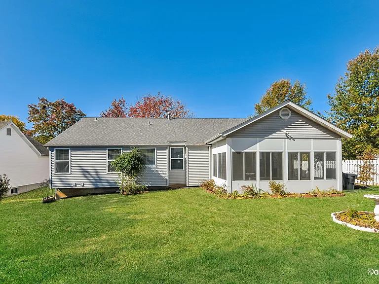 2702 Red Cedar Parc Dr S — Photo 15