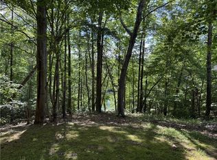 601 Wind Flower Dr, Sunset, SC 29685