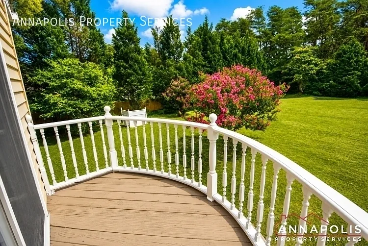 7809 Locust Wood Rd — Photo 35