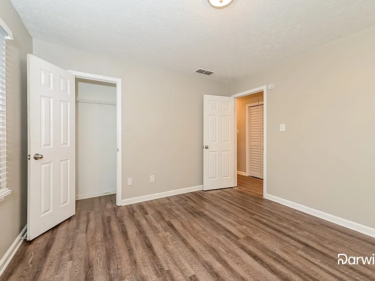 350 Cowan Rd SE — Photo 10