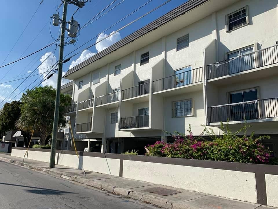 1st image of 5731 NW 37th St APT 204