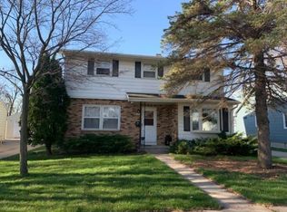 1221 Faust Ave, Oshkosh, WI 54902