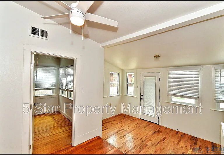 2906 Wheeling Ave — Photo 21