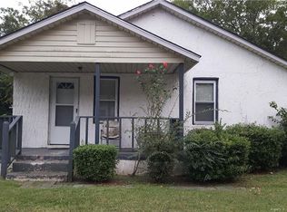 118 Wall St, Fayetteville, NC 28301