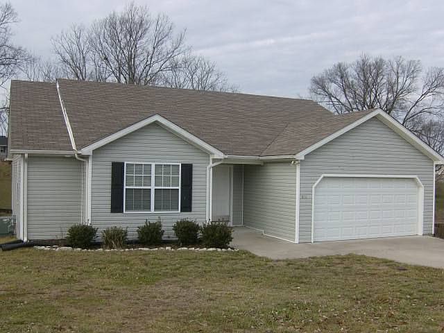 2nd image of 639 Sterling Ct