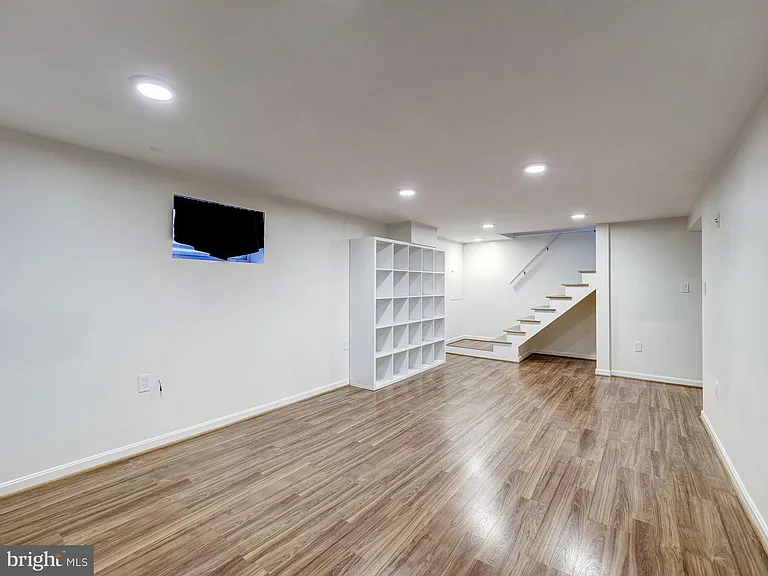 5208 Glenwood Rd — Photo 38
