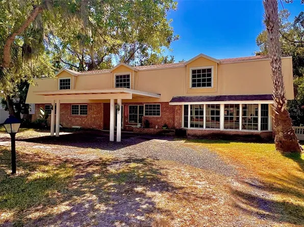 76 Oakdale St, Windermere, FL 34786