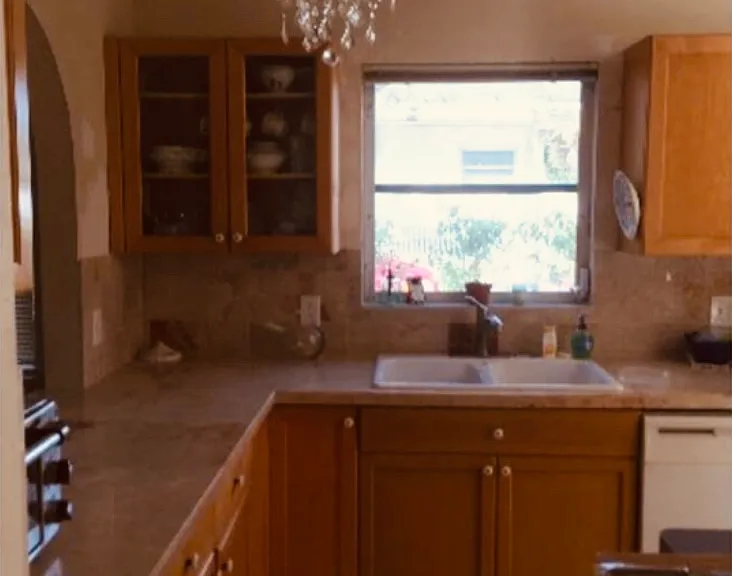 Ridge Dr — Photo 2