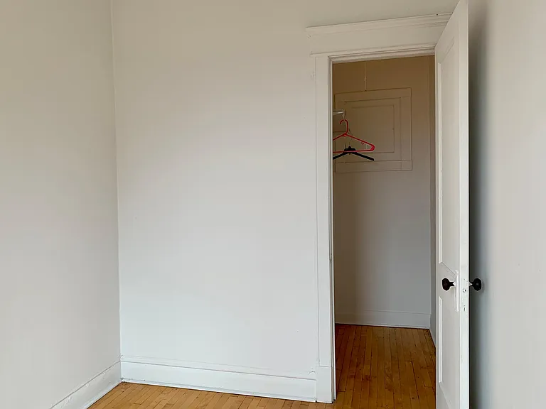 2353 S Whipple St #2F — Photo 10