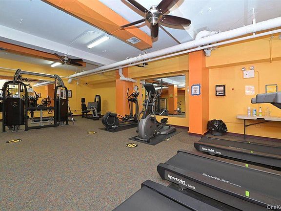 5th image of 175-20 Wexford Ter APT 15D