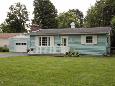 3402 B Dr S, East Leroy, MI, 49051