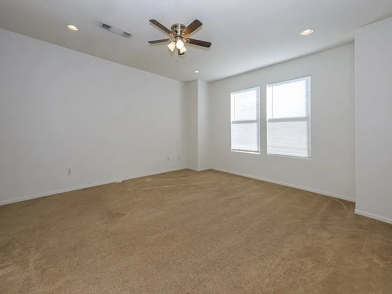 2083 S McConnell Dr — Photo 18