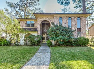 203 Magic Oaks Dr, Spring, TX 77388