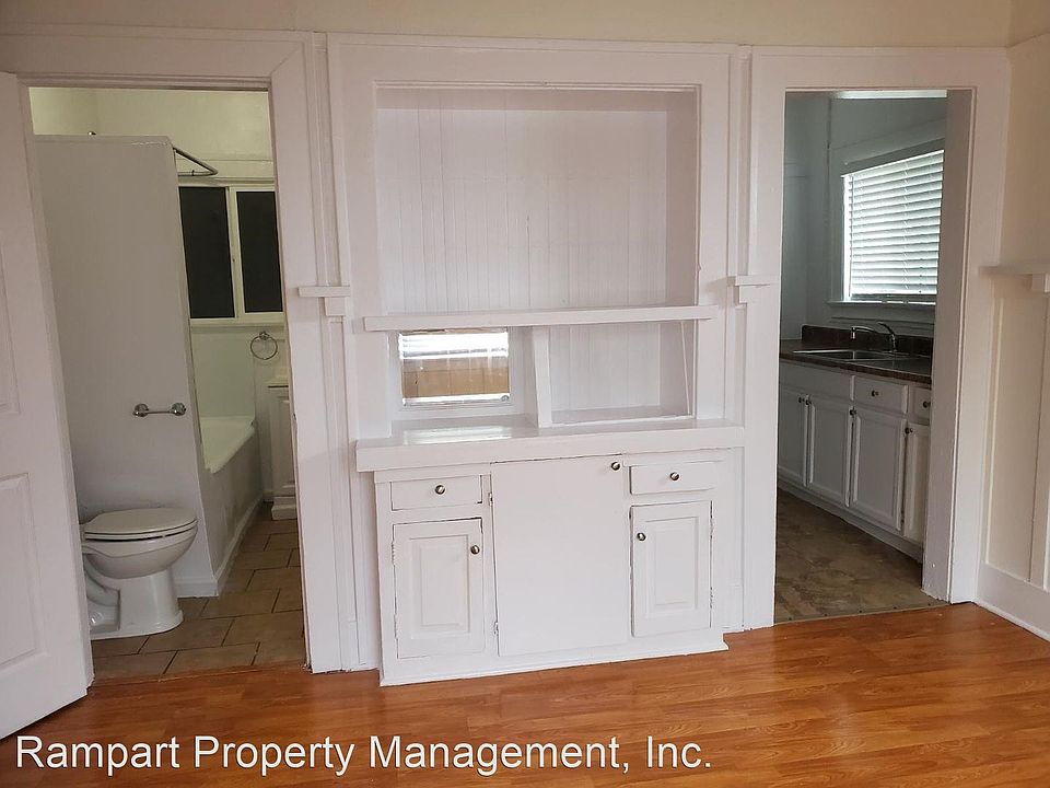2nd image of 2622 San Marino St #105