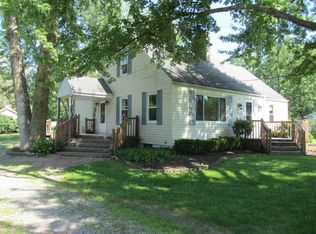 4206 Reed Rd, Fort Wayne, IN 46815