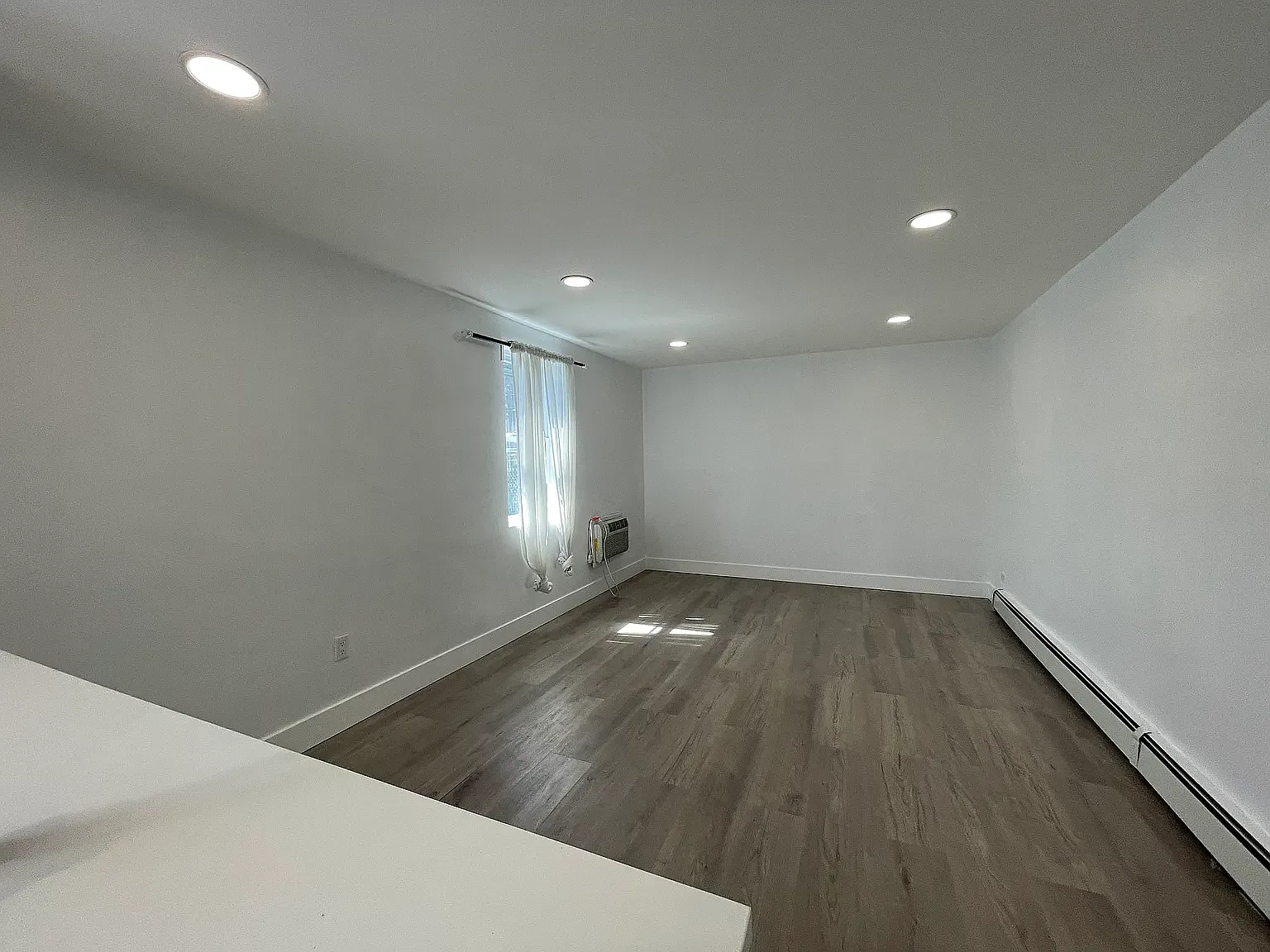 6154 Riverdale Avenue — Photo 3
