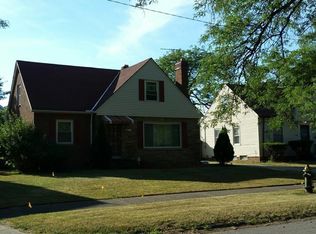 16015 Ravine Dr, East Cleveland, OH