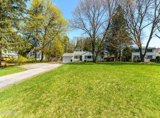 288 Vley Rd, Glenville, NY 12302