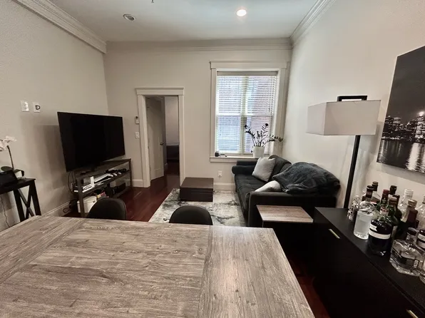 170 Saint Botolph St APT 4, Boston, MA 02115