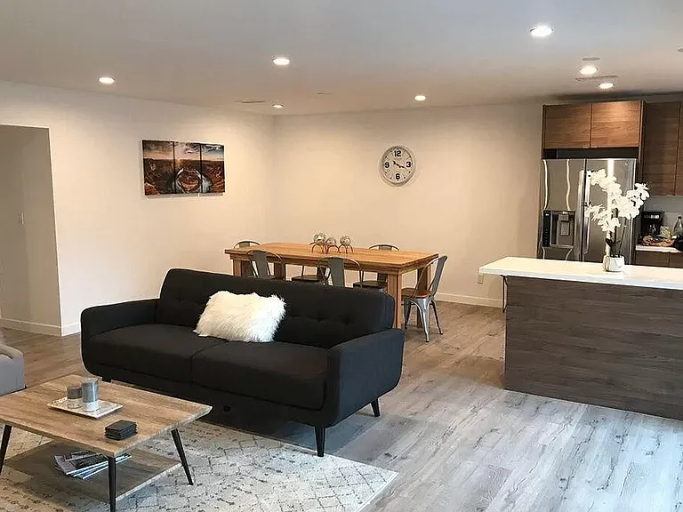 1233 Franklin St #103 — Photo 4
