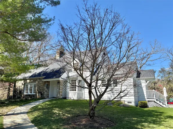 24 Marcourt Drive, Chappaqua, NY 10514