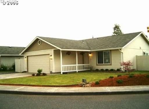 1st image of 16004 NE 85th St