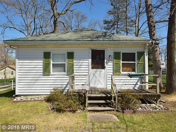 5th image of 348 North Dr