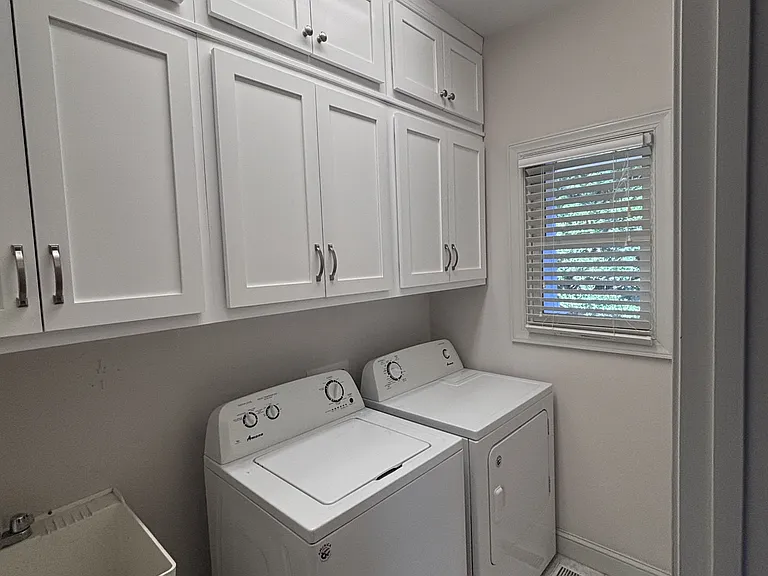 420 Lake Forest Dr SE — Photo 12