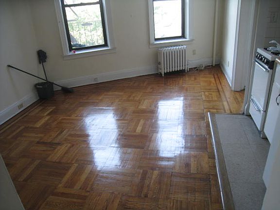 3rd image of 4119 60th St APT D5