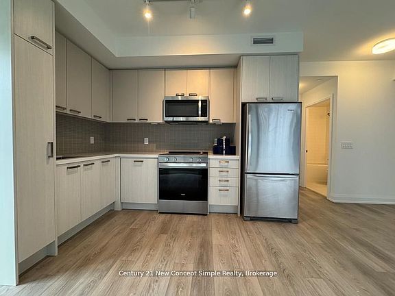3rd image of 20 Soudan Ave #1108