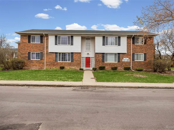 25325 Shiawassee Cir APT 203, Southfield, MI 48033