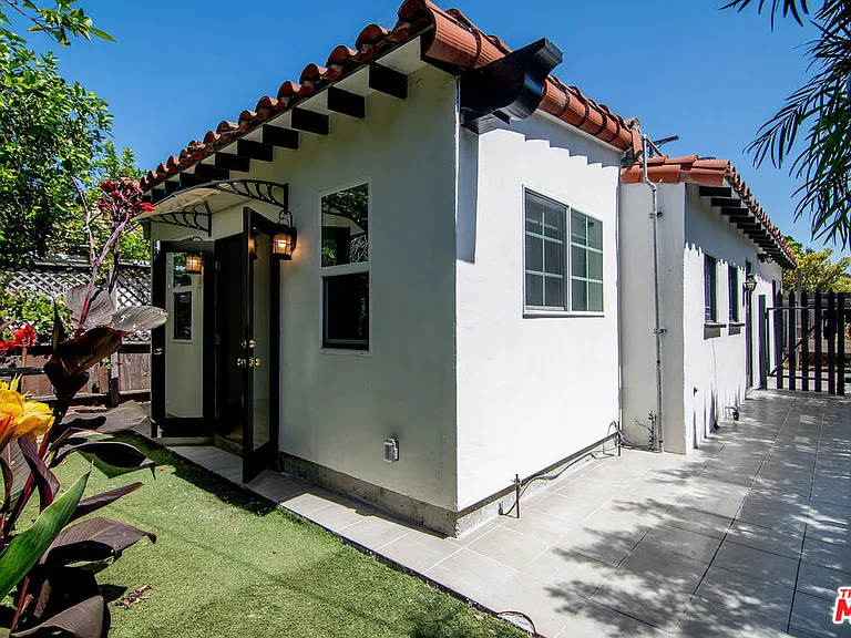 1159 S Hayworth Ave #1/2 — Photo 11
