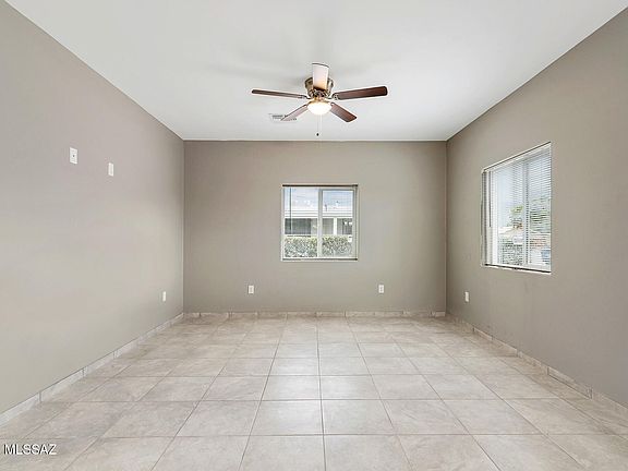 3rd image of 1756 E Breeze Ln