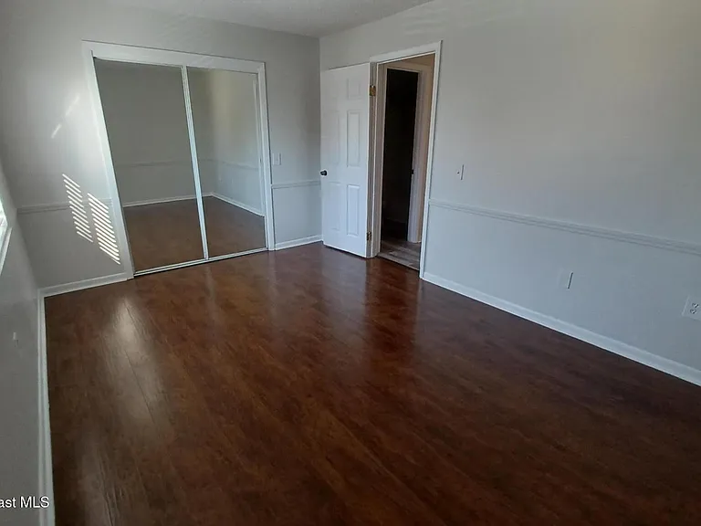 214 San Juan Cir — Photo 13