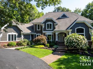 1944 Emerald Glen Ct NE, Ada, MI 49301