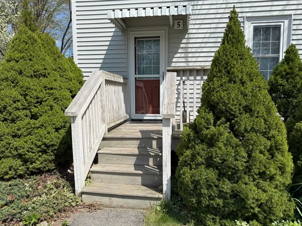 78 High St #5, Exeter, NH 03833