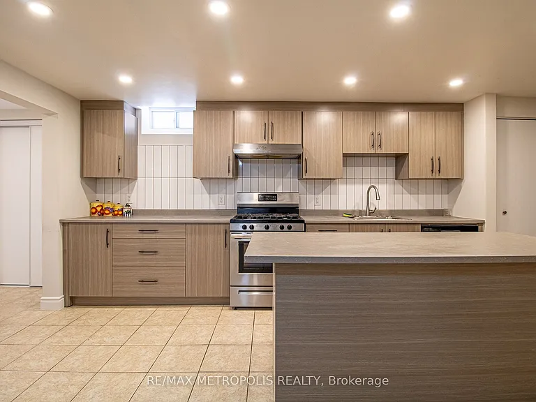 507 Charnwood Ct #BASEMENT — Photo 10