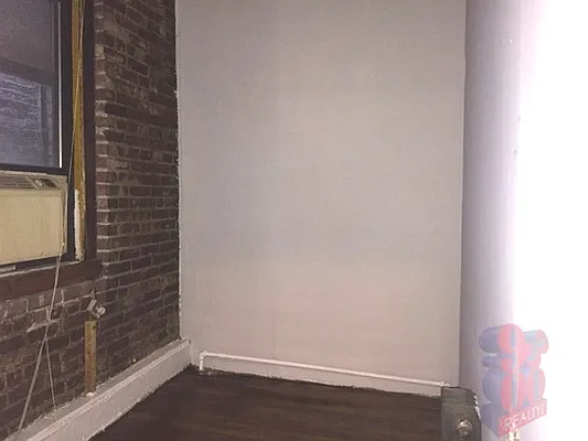 Rented by Centennial Properties NY | media 25