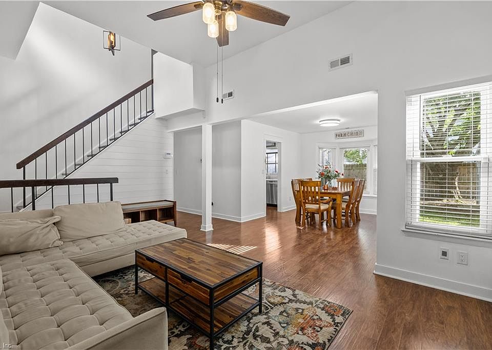 1st image of 3840 Forestwood Ct