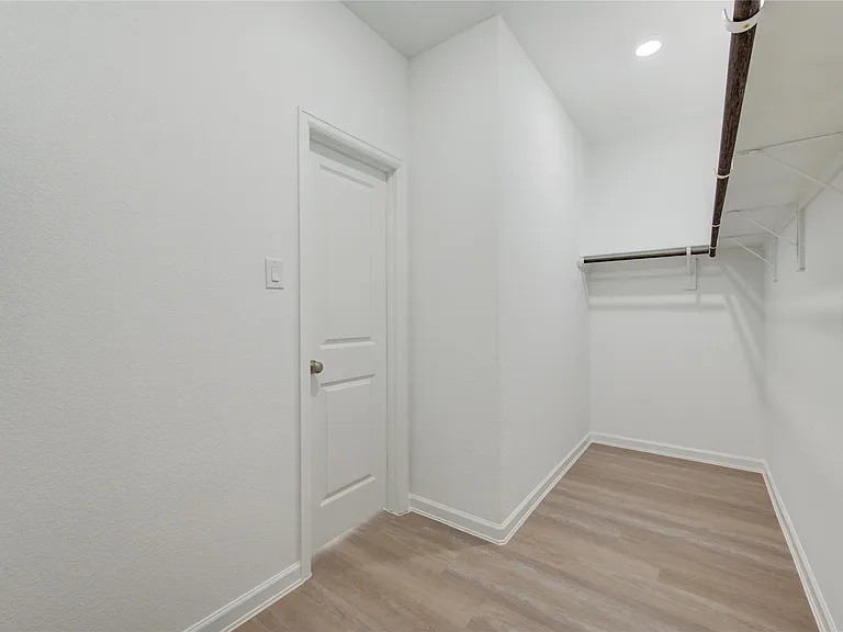 5607 Rock Head Ranch Trl — Photo 43