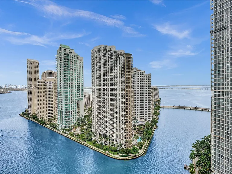 300 Biscayne Blvd #2305W — Photo 15