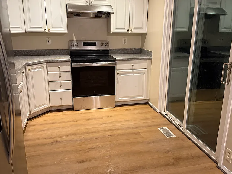 10445 Nolan Dr — Photo 20